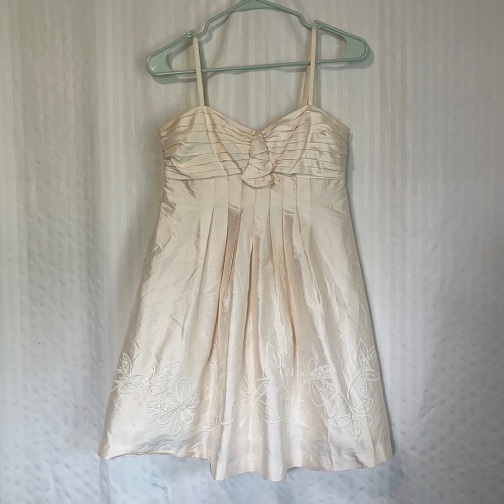 SILK BCBGMAXAZRIA MINI DRESS